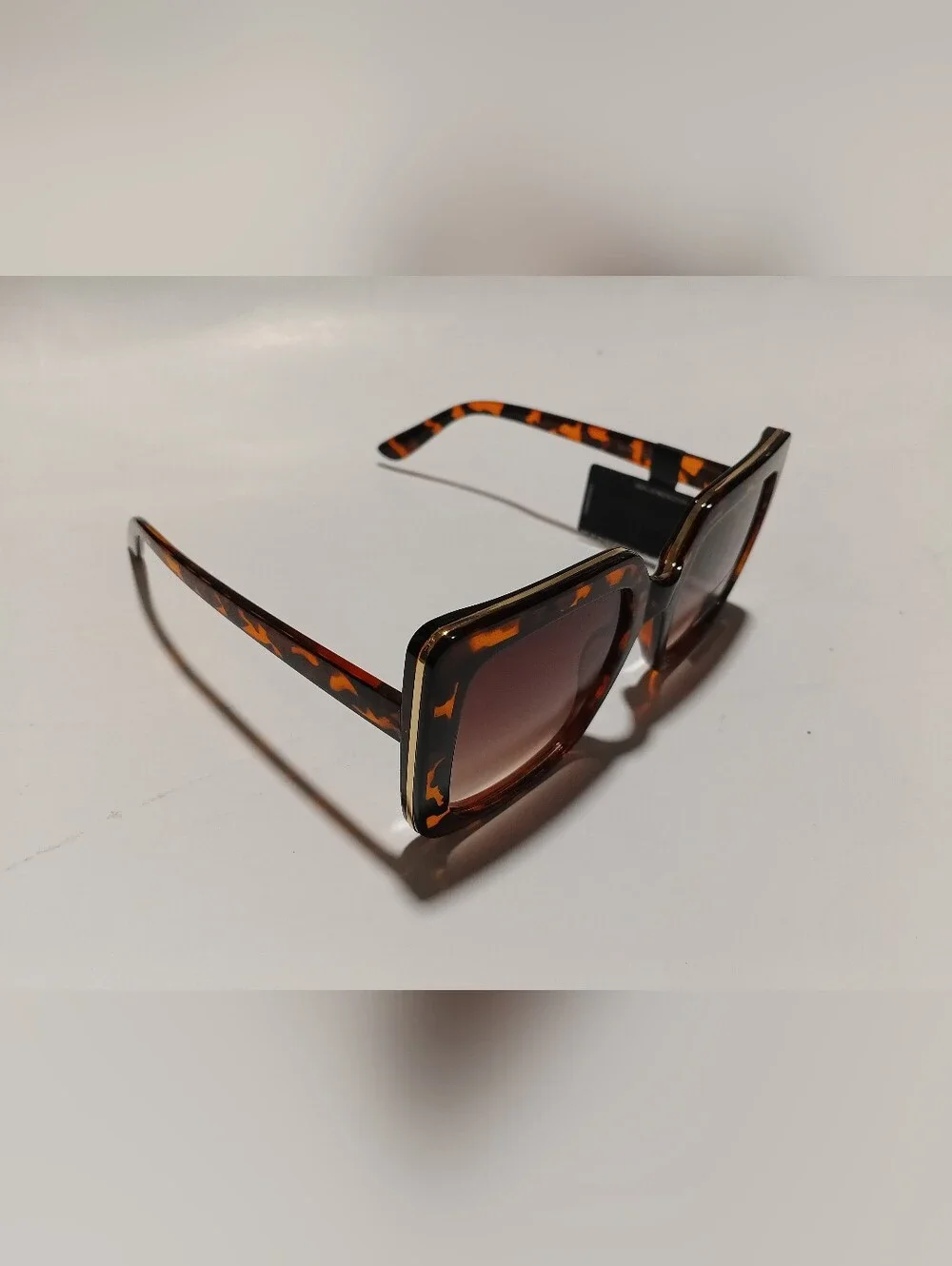 New Margaret Josephs Women's Oversized Square Tortoise Shell Sunglasses Brown.